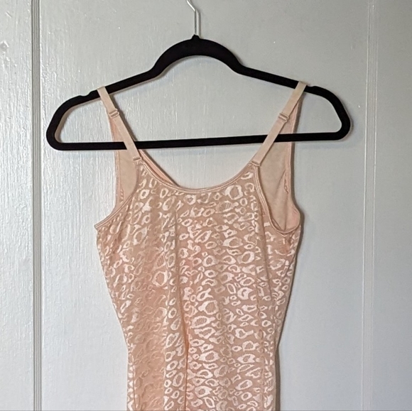 Ruby Ribbon Allure Animal 38 Shell - Picture 2 of 2